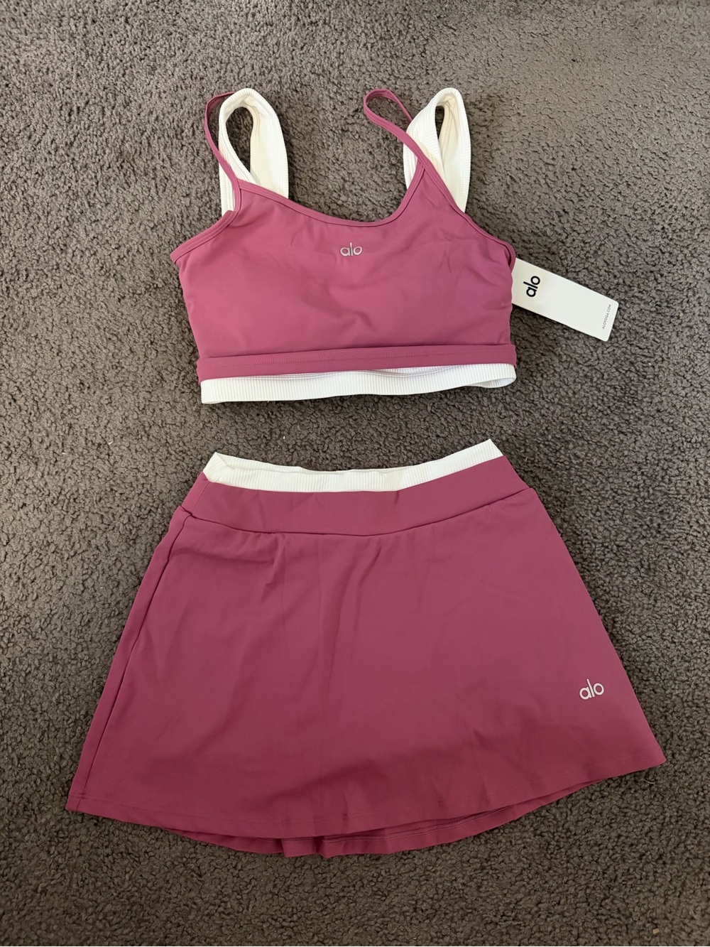 ALO Yoga Mauve double Sports Bra and Skirt with White Trim